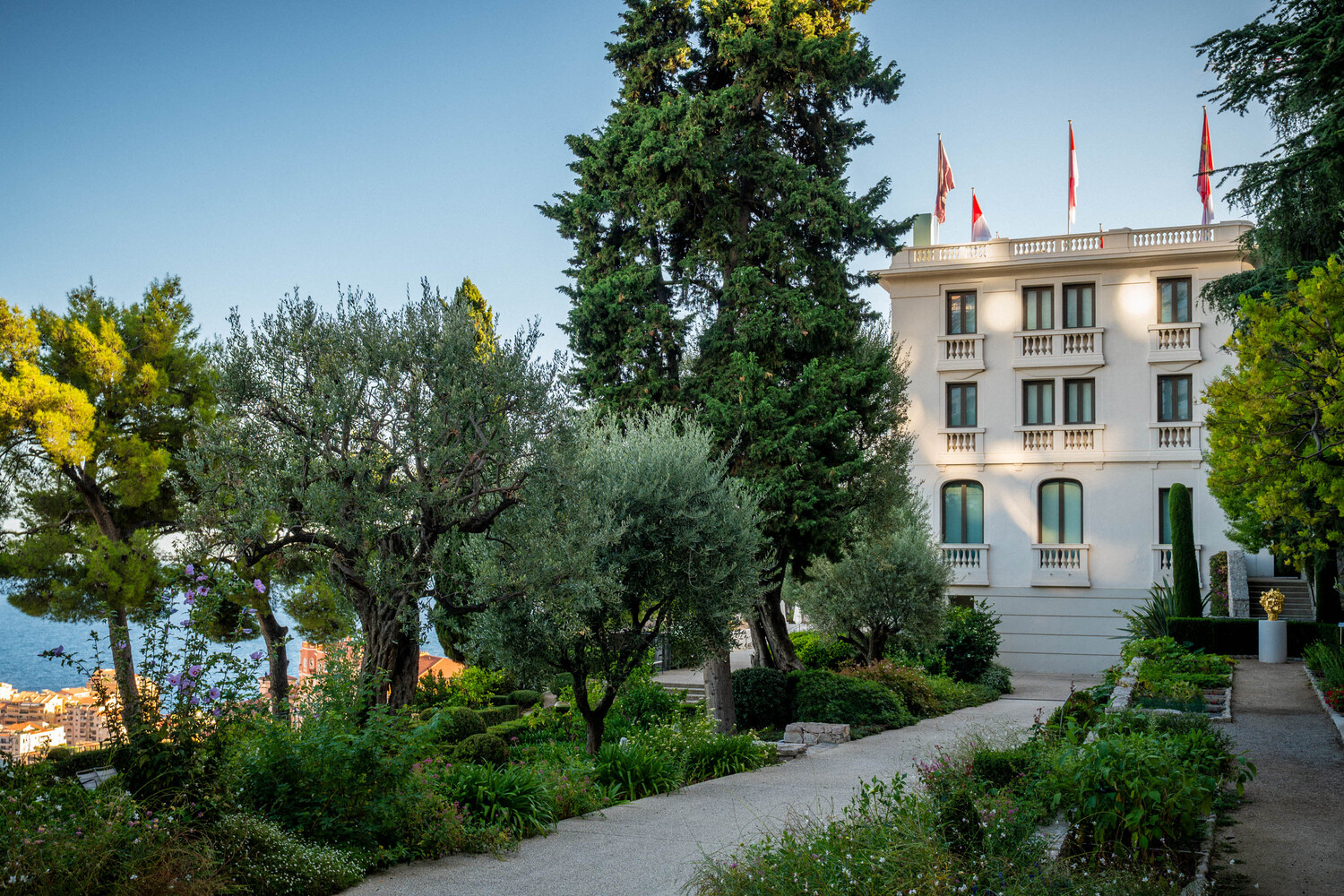Jardin Exotique - Villa Monique - Bilocale in Palazzo d'epoca -  2