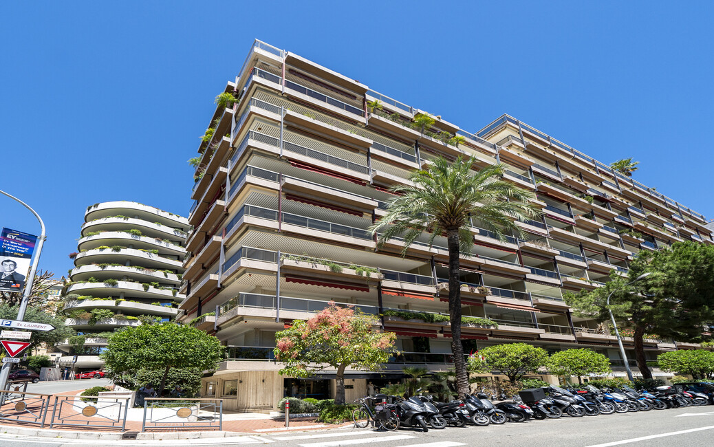 LES FLORALIES - Carré d'Or - 4 Pièces Rénové et Meublé - Vue sur les Jardins du Casino, Monte-Carlo, Monaco - 2
