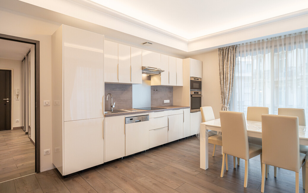 ROQUEVILLE - 4 locali Ristrutturato - Resa del 2,9 %, Monte-Carlo, Monaco - 2