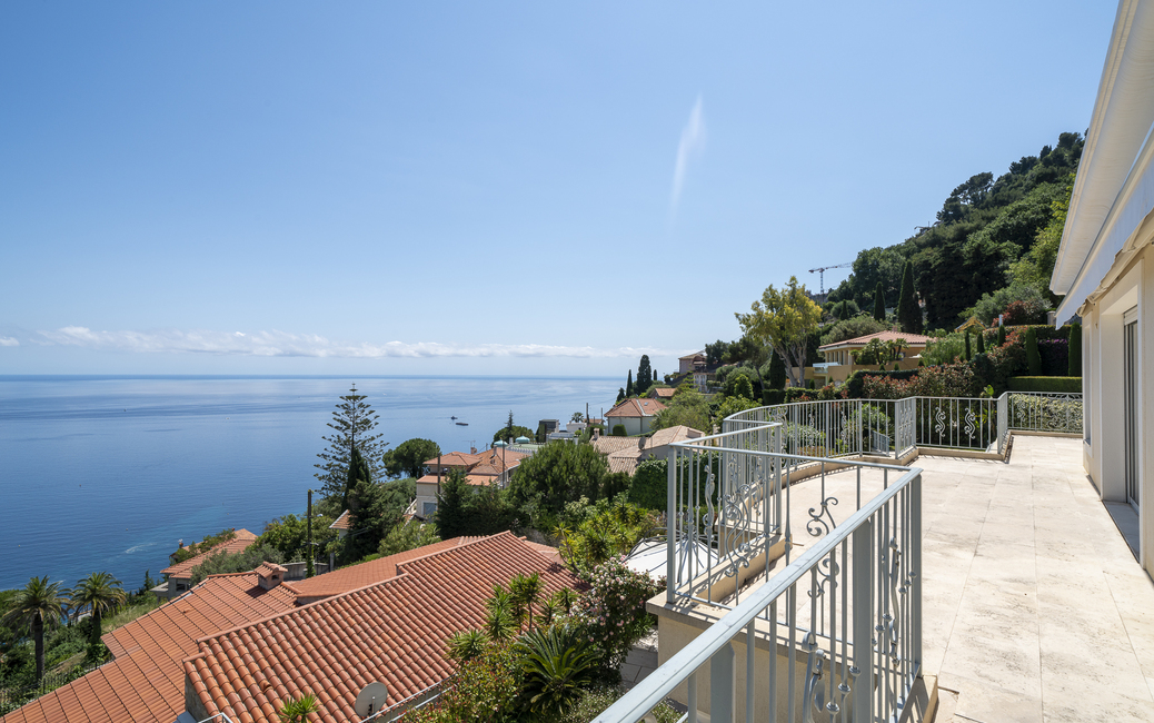 Roquebrune, a poca distanza da Monaco, vista panoramica sul mare - 4