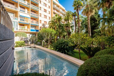 Monte Carlo - Le Roqueville - Renovated 4-room Apartment